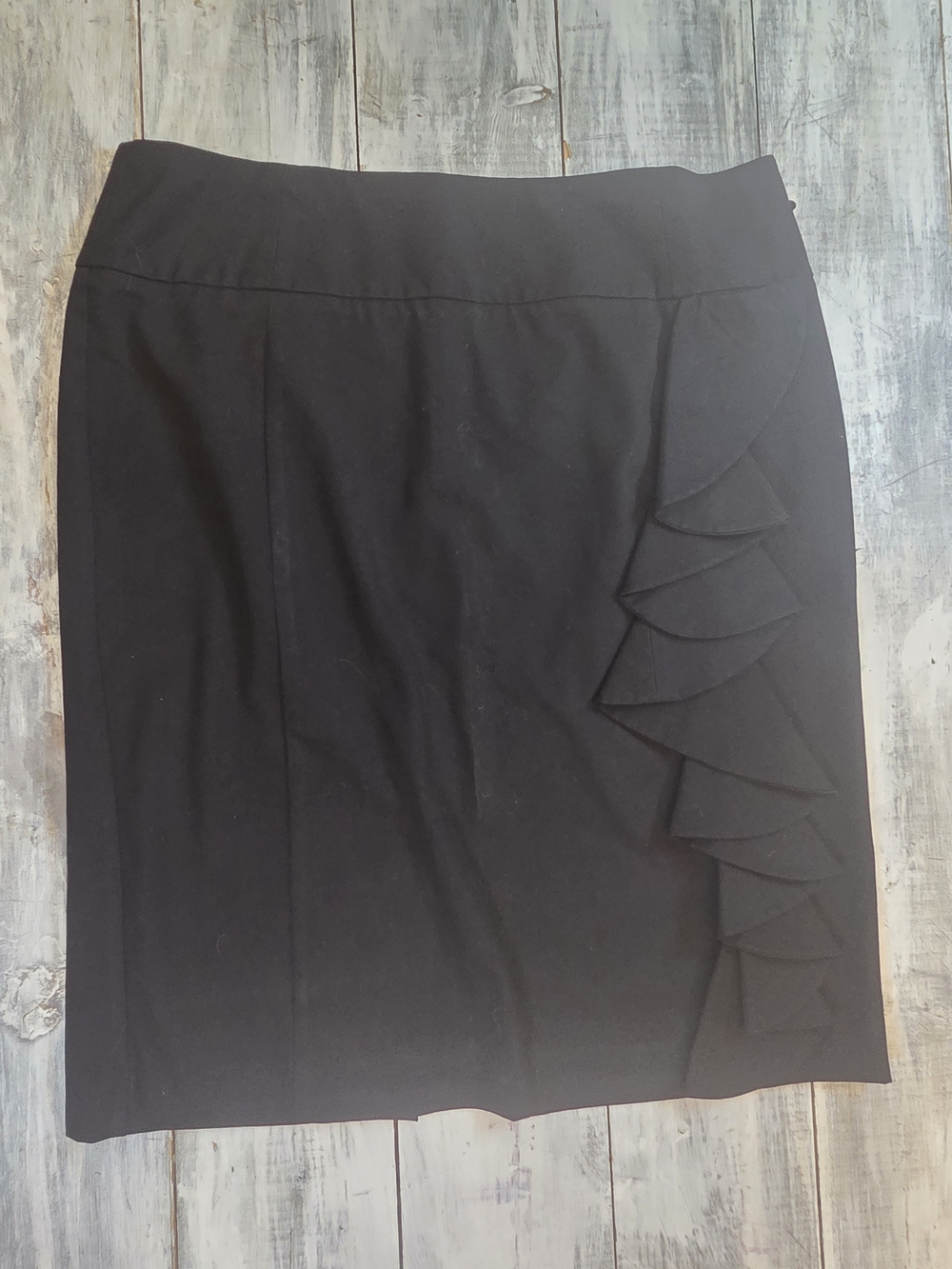 Bisou Bisou Black Midi Skirt with Side Ruffle sz 16